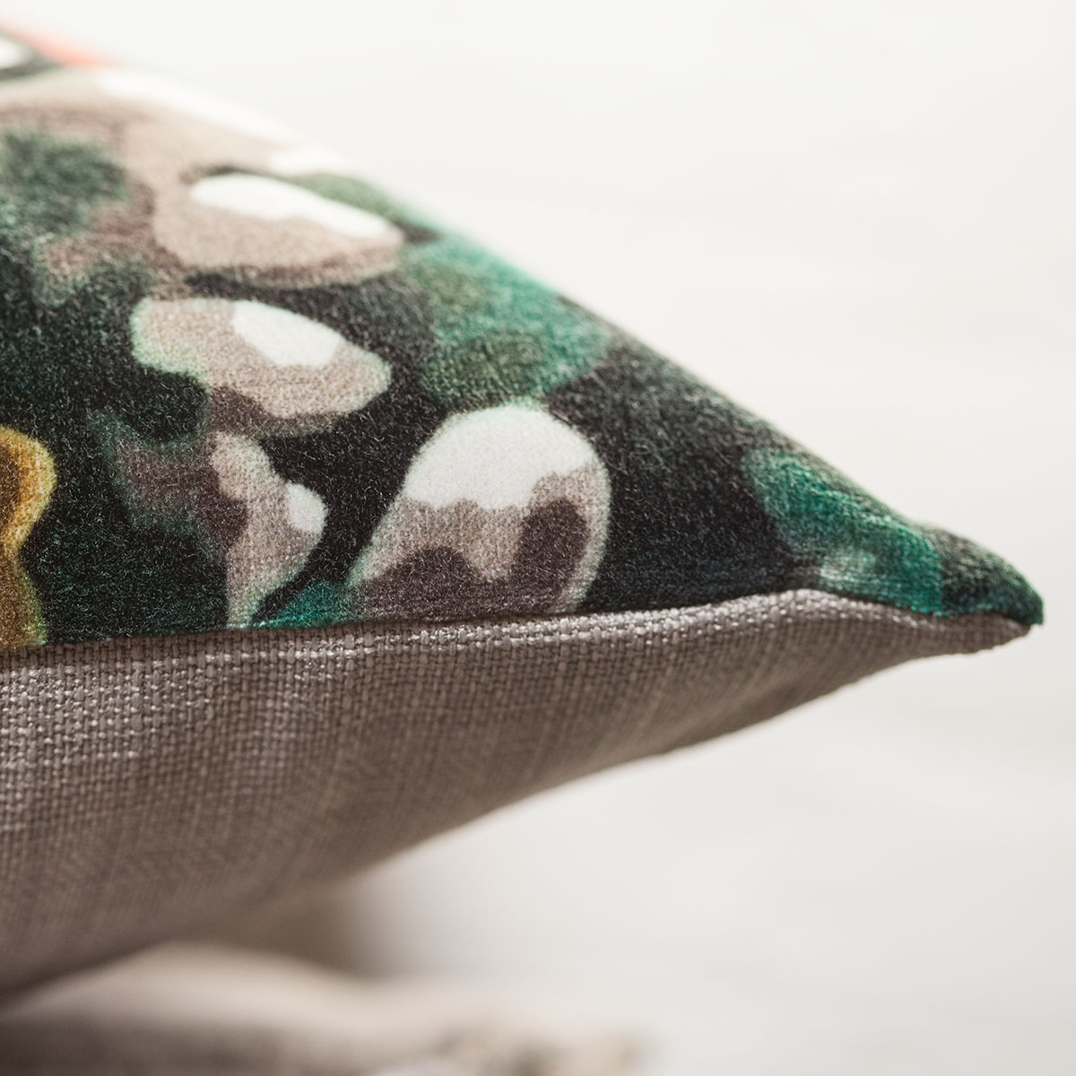 Mrs.Me Sierkussen Fleur Viper green