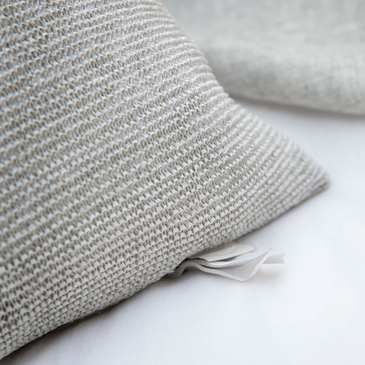 Mrs.Me Sierkussen Armor Lightgrey